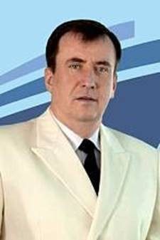 Капитан теплохода «Антон Чехов» Колбин Юрий Дмитриевич